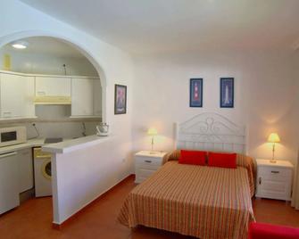 Leo Islamar - La Antilla