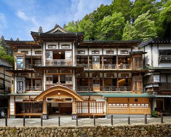 Honkan Kosekiya - Obanazawa - Edificio