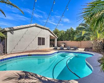Avondale Home with Pool, 5 Mi to State Farm Stadium! - Avondale - Pool
