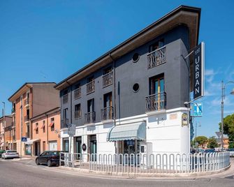 Urban Hotel - Cesena - Gebäude