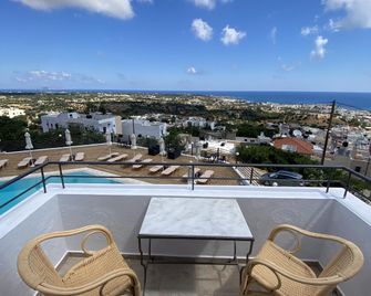Amazones Village Suites - Hersonissos - Parveke