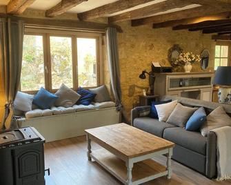 Perigord Noir - Beautiful cottage in a quiet location with shared swimming pool - Saint-Pompont