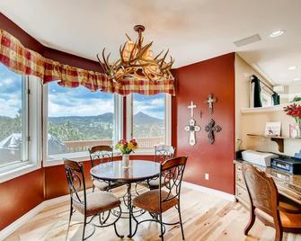 Mountain Living Near Denverviews! - Morrison - Comedor
