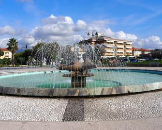 Quiet And Surrounded By Bright Green Two Steps From The Sea - Marina Di Pietrasanta - Pool