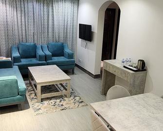 Green Leaf Hotel - Jeddah - Living room