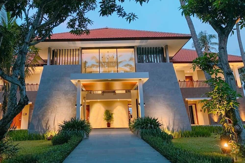 Ketapang Indah Hotel