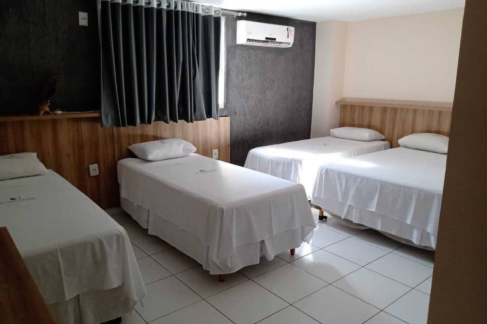 بورجز هوتل - إمبيراتريز - غرفة نوم