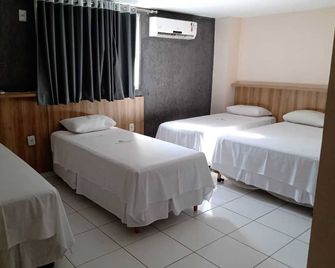Borges Hotel - Imperatriz - Schlafzimmer