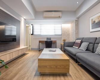 Clear Comfort 4b2bldk 2.5 Min To Xinyi Anhe Mrt - Taipei - Sala de estar