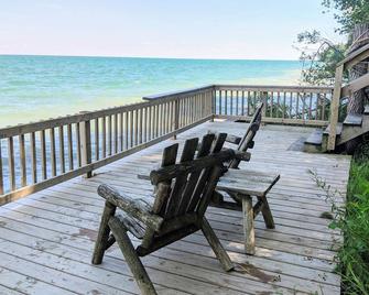 Garden Cottage on Lake Huron #7 - Applegate - Balcony