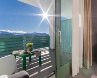 Olimpic Village Th Sestriere Apartments - Sestriere - Balcone