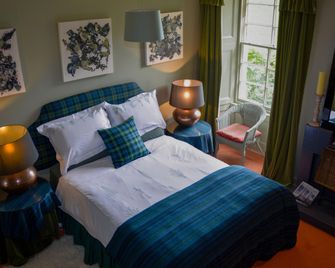 Scaurbridge House - Thornhill