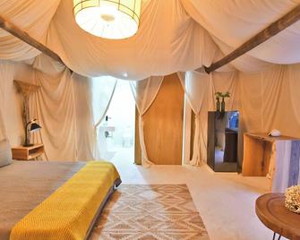 Arena y Mar Seaside Glamping Adults Only - El Cuyo - Habitación