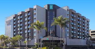 Embassy Suites by Hilton Los Angeles International Airport North - Los Angeles - Bâtiment