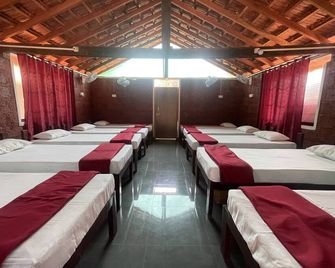 Blue Waves Beach Stay - Kumta - Bedroom