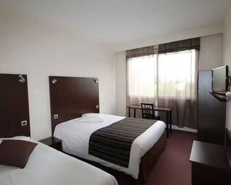 Air Conditioned Flat at the gates of Lyon: Delightful Breakfast Available - Saint-Priest - Slaapkamer