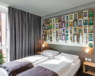 B&B Hotel Lübeck - Lübeck - Schlafzimmer