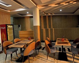 Hotel Deep Khirsu - Pauri - Restaurant