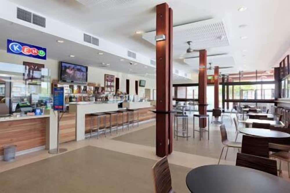 Park Avenue Hotel Motel - Rockhampton - Bar