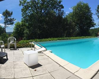 Gites of the Dordogne - Simeyrols - Piscina
