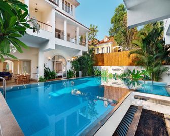 Luxury villas in Goa - Pruthvi Villa - Assagao - Pool