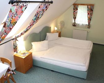 Pension - Alt - Strassgang - Graz - Habitación