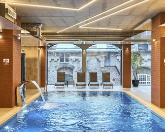 Metropol Hotel - ทาลลินน์ - สระว่ายน้ำ