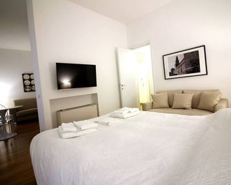 Brera - Fiori Chiari Charme Apartment - Milan