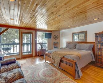 Hot Tub Access Studio 2 Mi to Taos Ski Resort - Taos Ski Valley - Habitación