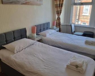 Winston House - Bridlington - Schlafzimmer