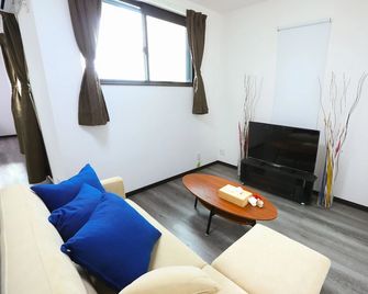 Tsuruhashi House - Osaka - Sala de estar