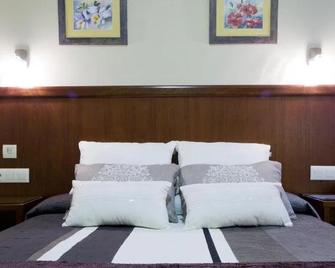 Hotel Arsus - Vigo - Bedroom