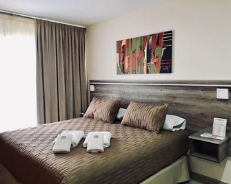 Illia 121 Apart Hotel - Neuquén - Slaapkamer