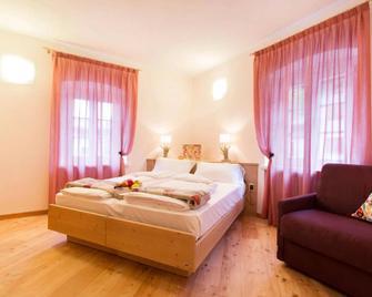 Bio Agritur Le Millemele - Spormaggiore - Schlafzimmer
