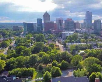 The Local House - Raleigh - Outdoor view