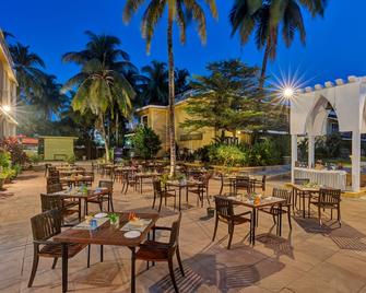 瑪新德拉金合歡棕櫚樹俱樂部飯店 - 柯瓦 - 餐廳