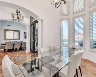438 Indoor Pool with a Theater Room - Homestead Meadows South - Dining room