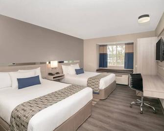Quality Inn & Suites Nashville - Bellevue - Nashville - Bedroom