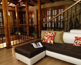 Siena Hotel - Cuenca - Huiskamer