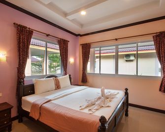 Chonnapha Resort - Khanom