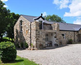 The Barn at Cae Bach - Llangefni - Building