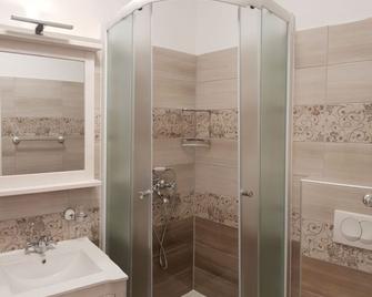 Pave - Zadar - Badkamer