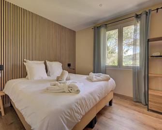 Clos Saint-Michel Resort & Spa - Malaucène - Chambre