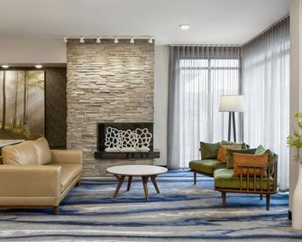 Fairfield Inn & Suites by Marriott St. Paul Northeast - Vadnais Heights - Lobby