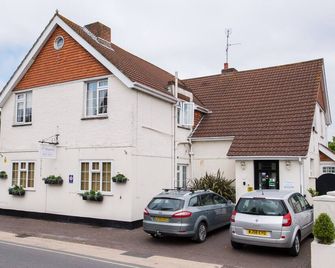 The Maples - Southampton - Bygning