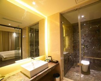 Iscon The Fern Resort & Spa, Bhavnagar - Bhavnagar - Salle de bain