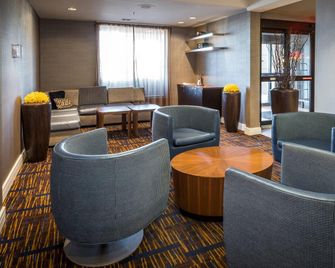 Courtyard by Marriott Tupelo - Tupelo - Lounge