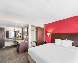 River's Edge Convention Center - Columbus - Bedroom