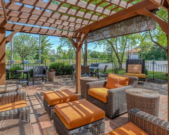 Hilton Garden Inn Cincinnati/Sharonville - Cincinnati - Patio