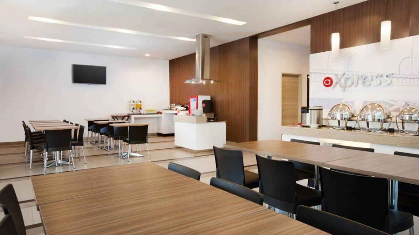 Amaris Hotel Satrio Kuningan - Jakarta